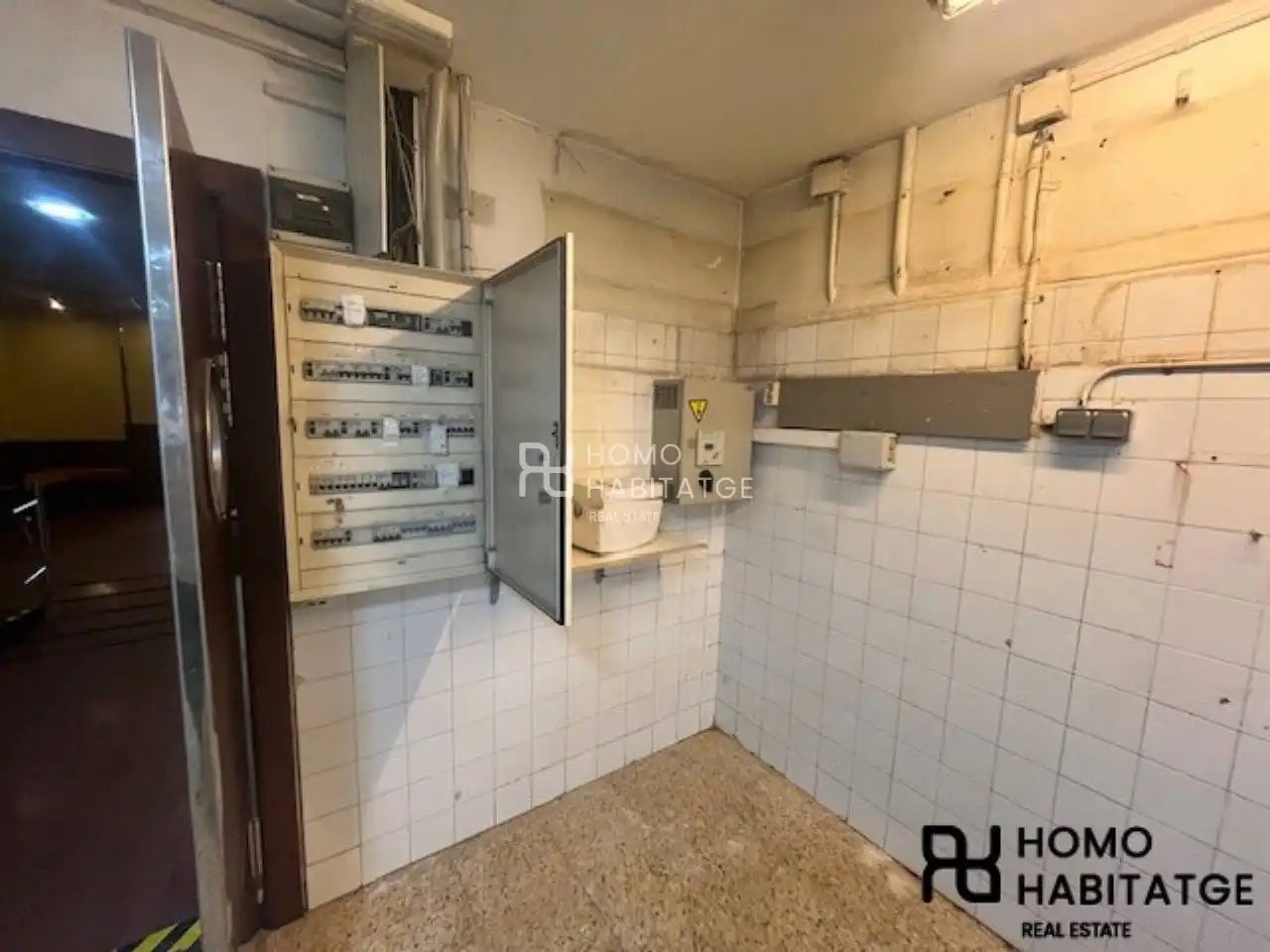 Gewerbefläche zum Verkauf in Pasaje comerç, imagen 11