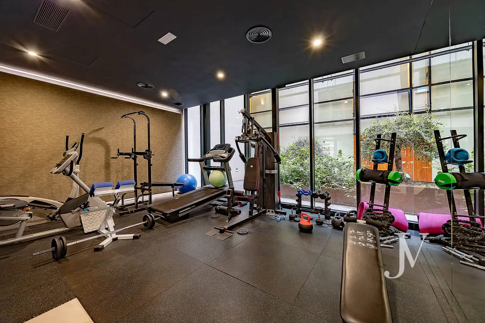 Ático en venta en Madrid con Aire acondicionado, Calefacción y Jardín privado