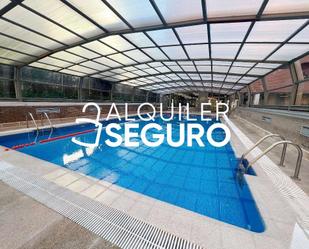 Swimming pool of Flat to rent in  Madrid Capital  with Air Conditioner, Heating and Swimming Pool