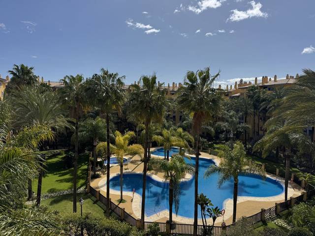 Piso en Venta en San Pedro de Alcántara pueblo