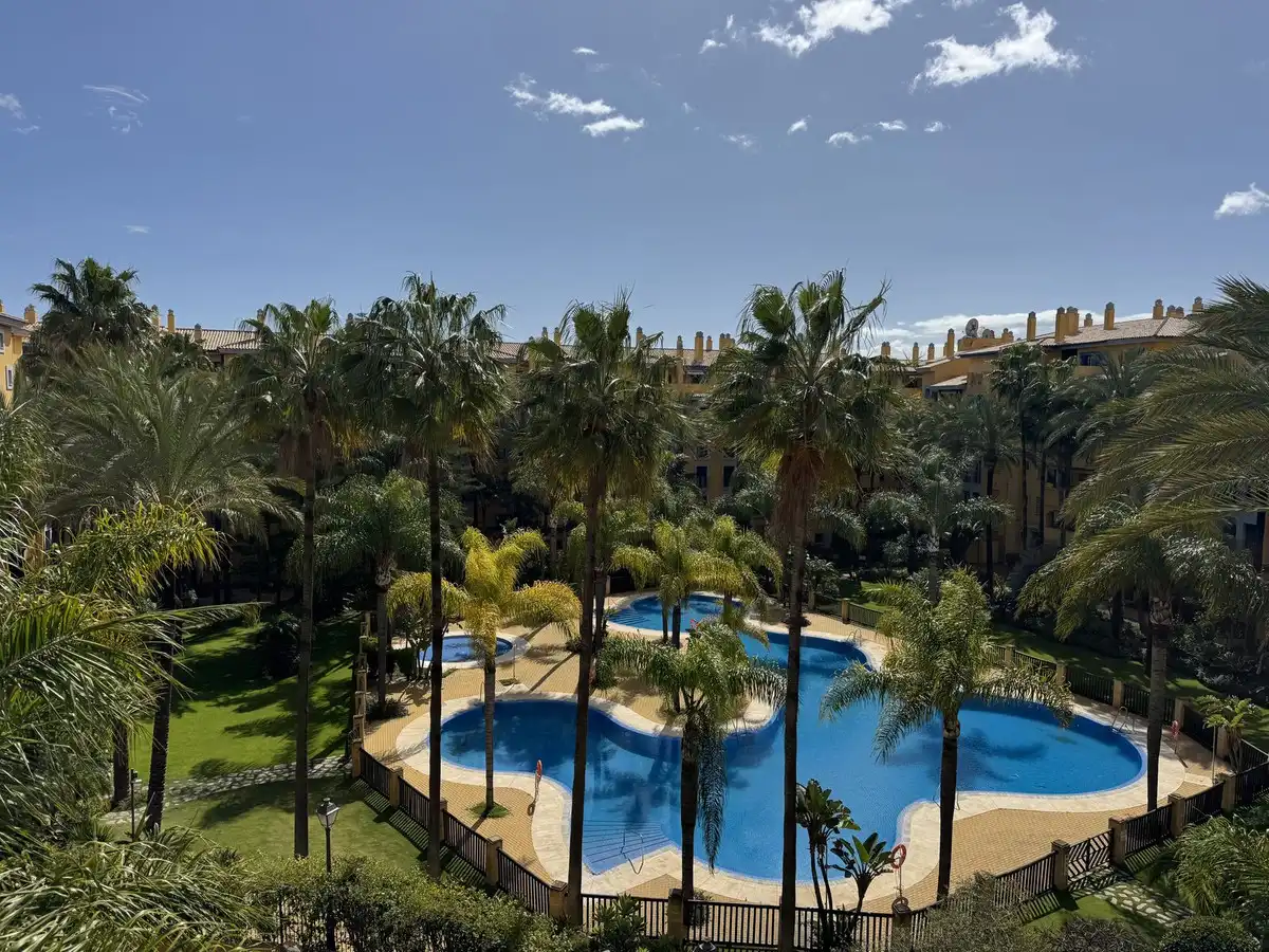 Flat with lift for sale in San Pedro de Alcántara