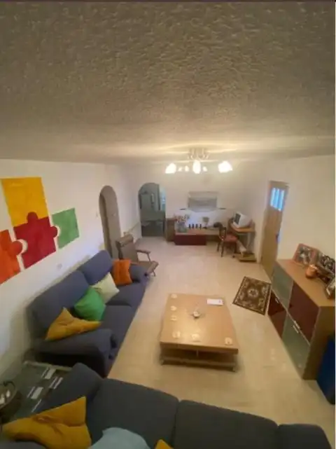 House with garden for sale in Loja