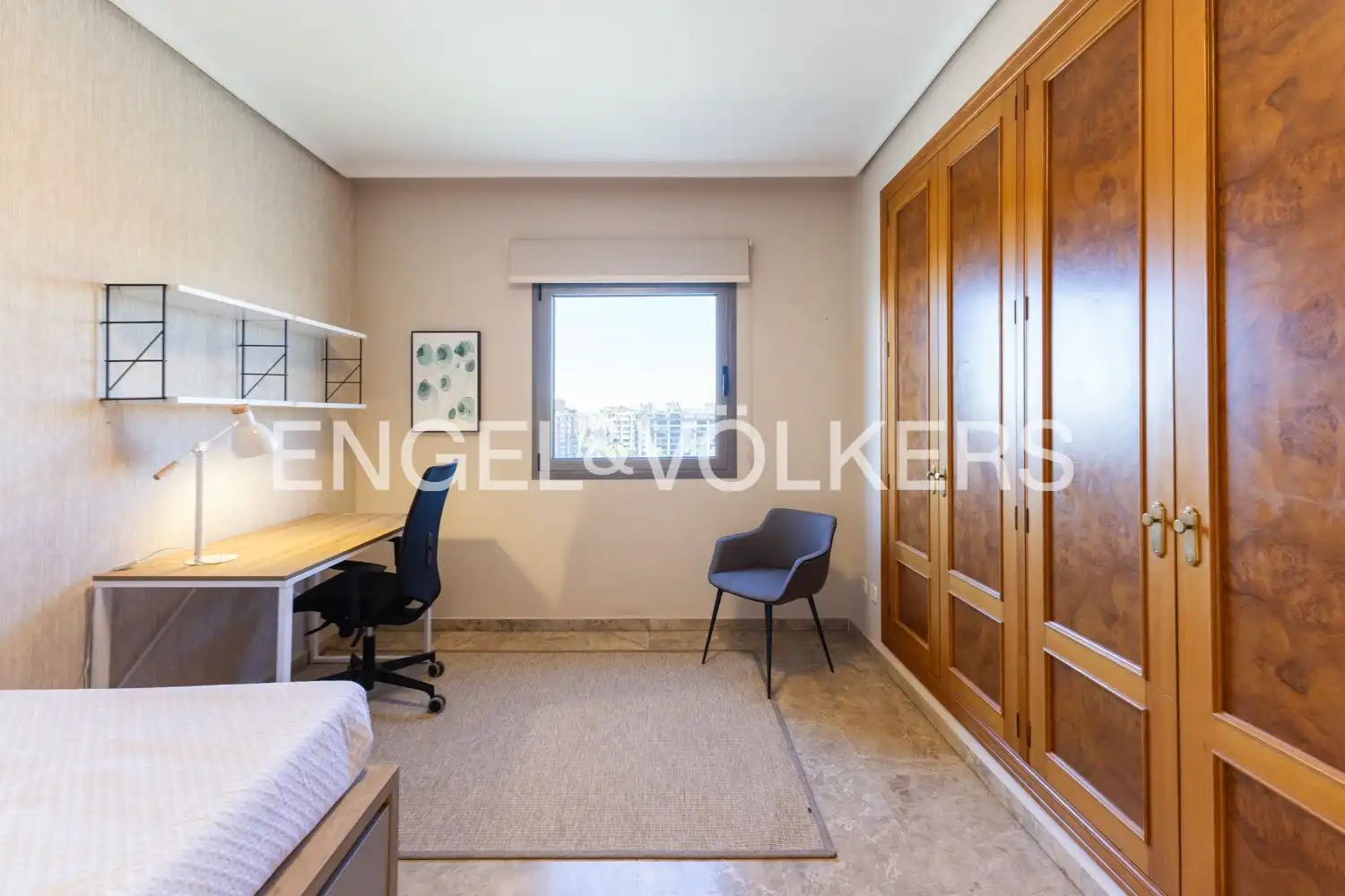 Habitación de Piso de alquiler en Valencia con Aire acondicionado, Calefacción y Amueblado