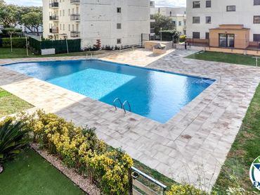 Appartement compact avec piscine à vendre à Carrer de Joanot Martorell