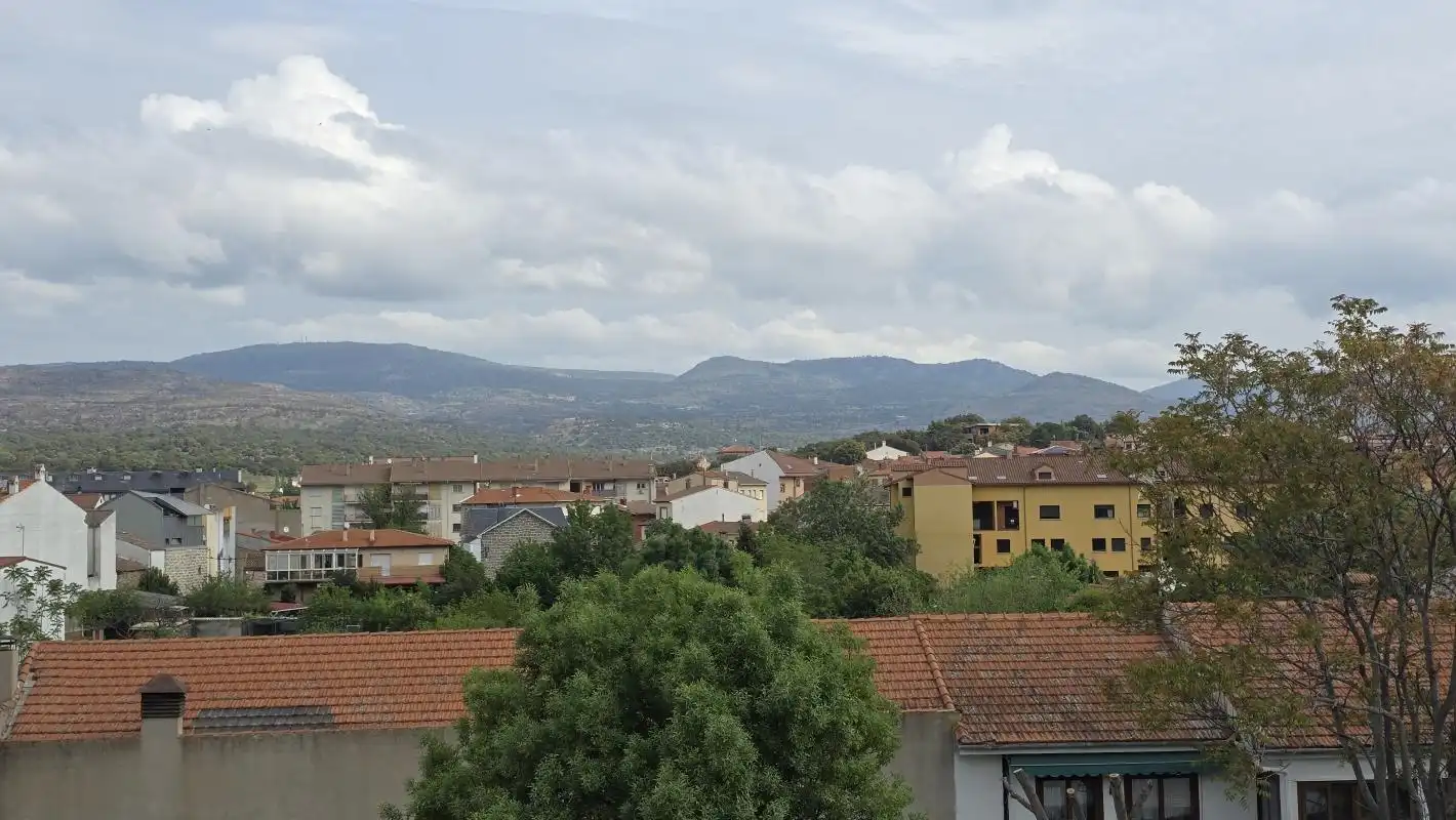 Flat for sale in C. la Corredera, Navaluenga