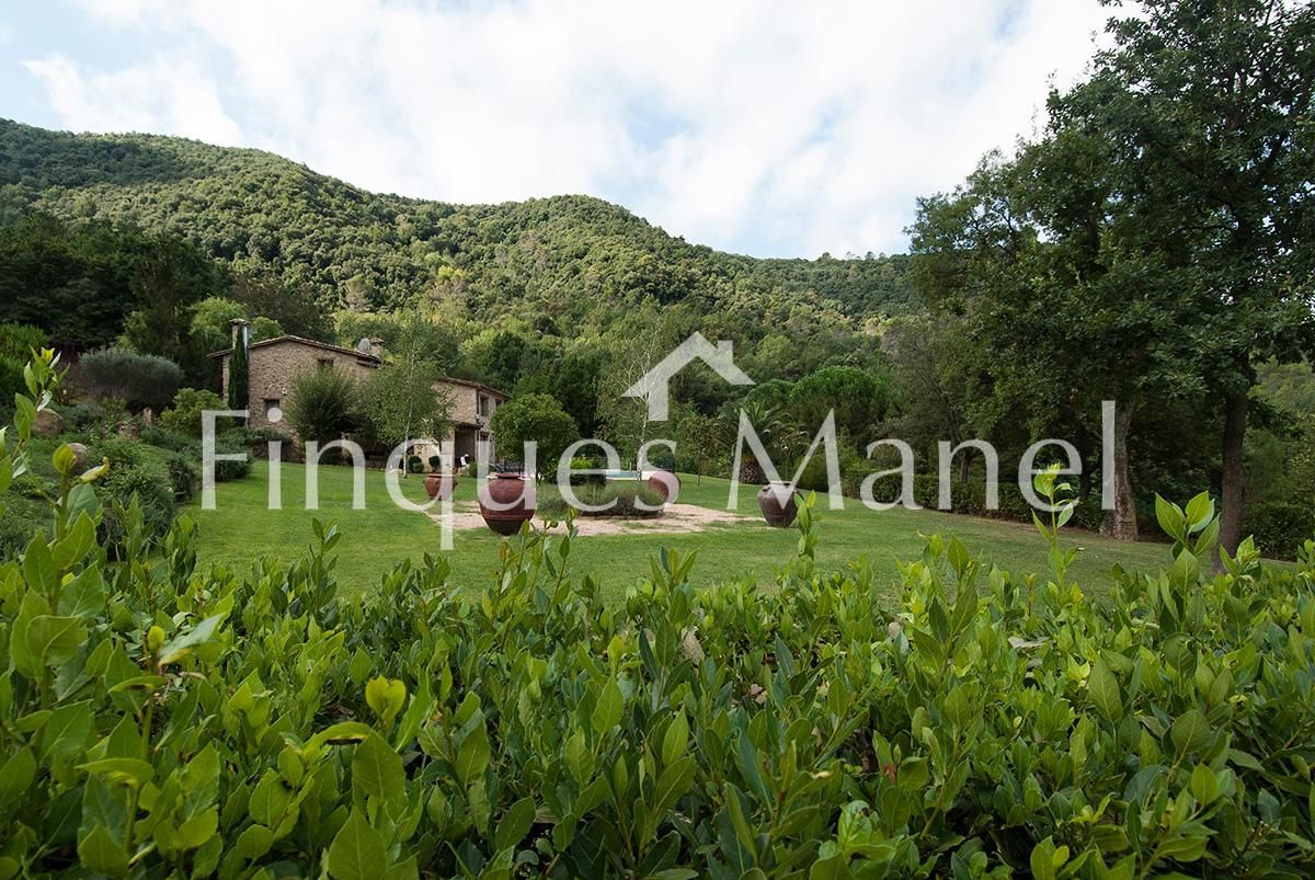 Garden of Country homes for sale in Porqueres  with Private garden, Terrace and Swimming Pool