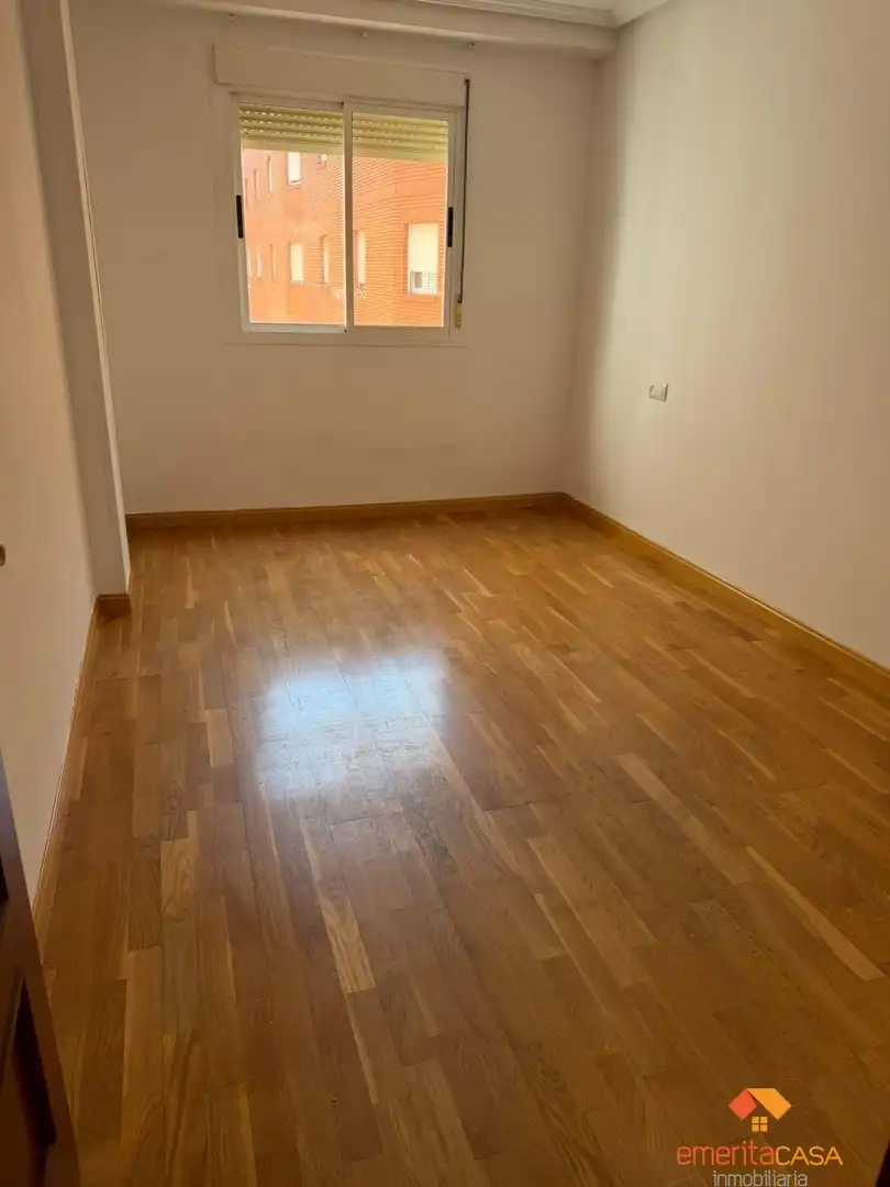 Habitación de Ático en venta en Mérida con Terraza