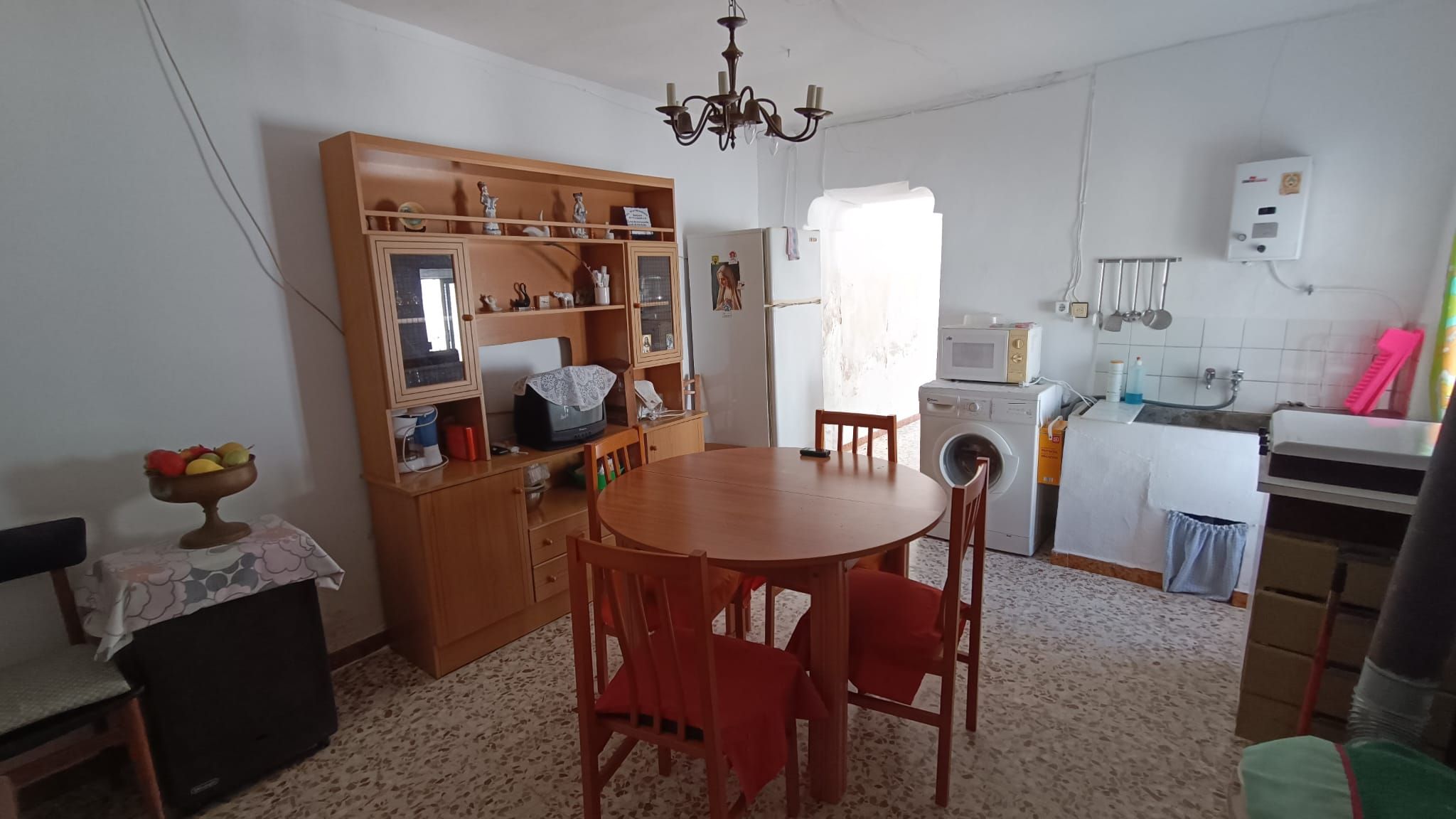 Menjador de Casa o xalet en venda en Almodóvar del Pinar amb Calefacció i Moblat