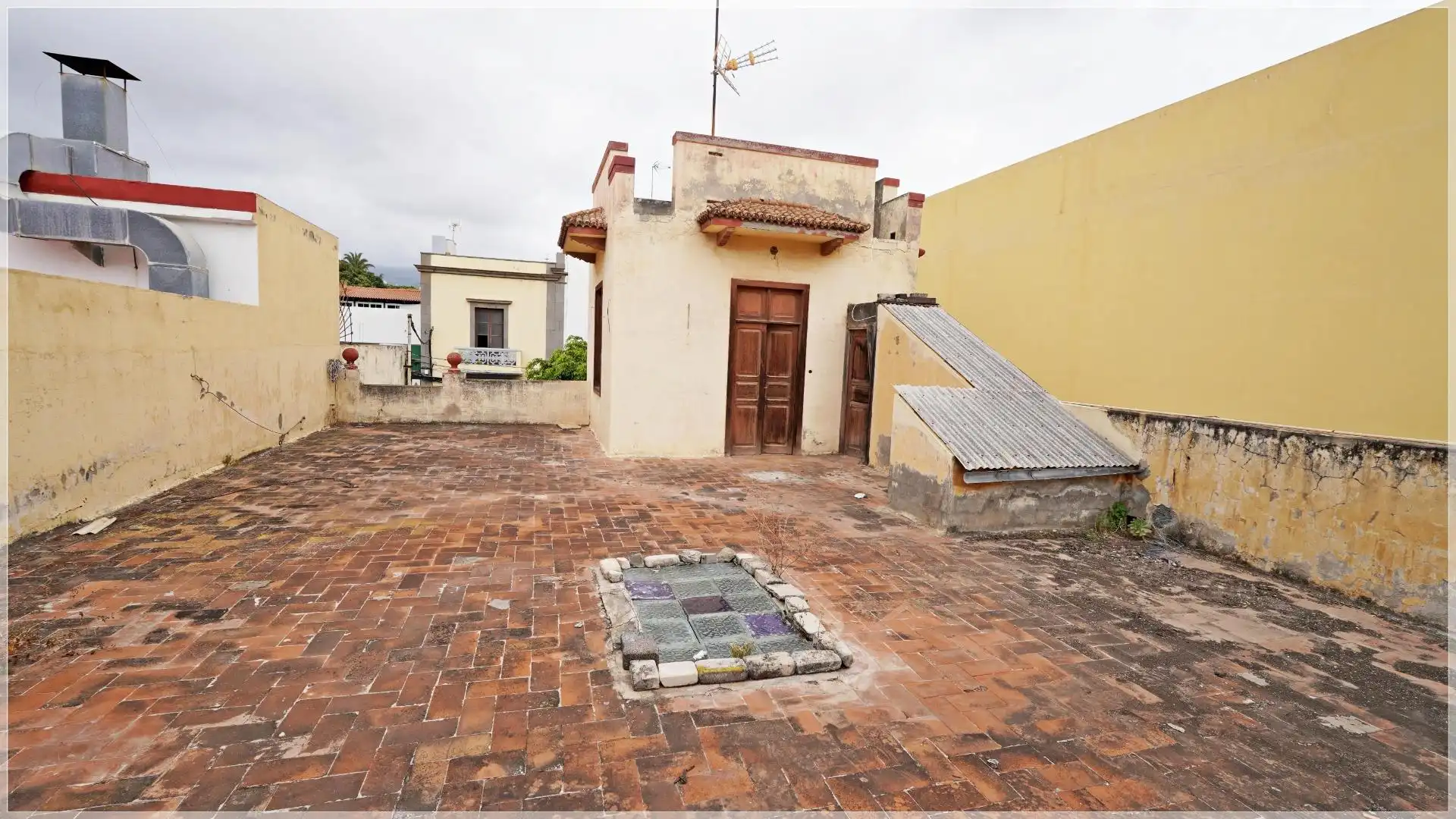 Casa con terraza en venta en Calle Calle Pérez Galdós, imagen 23