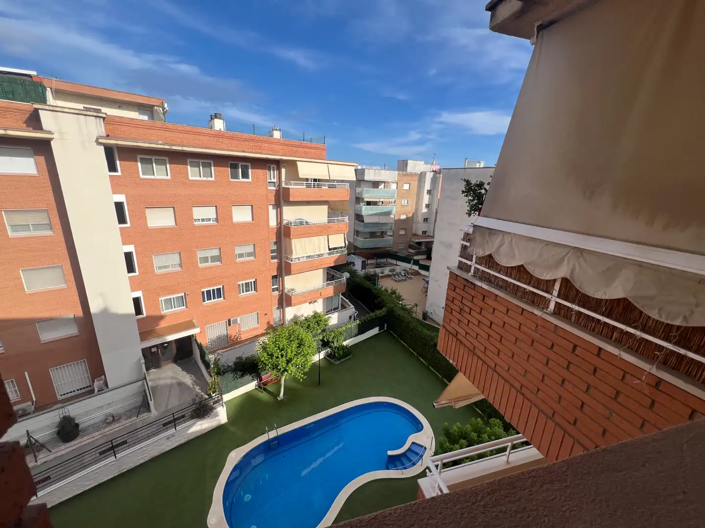 Vista exterior de Ático en venta en Salou con Aire acondicionado, Calefacción y Jardín privado