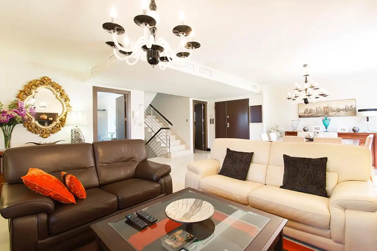 Chalet con piscina en venta en Calle Zoraya 7, imagen 10