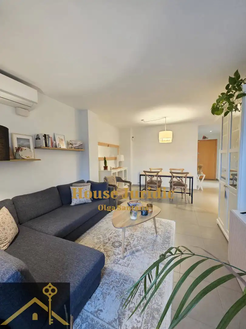 Vista exterior de Piso en venta en Mataró con Aire acondicionado, Calefacción y Horno