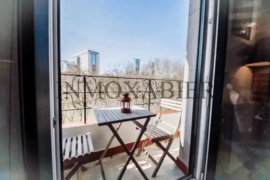 Terraza de Dúplex en venta en Bilbao  con Calefacción, Amueblado y Horno