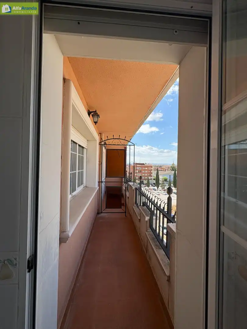 Balcony of Flat for sale in Aranda de Duero  with Heating, Parquet flooring and Terrace