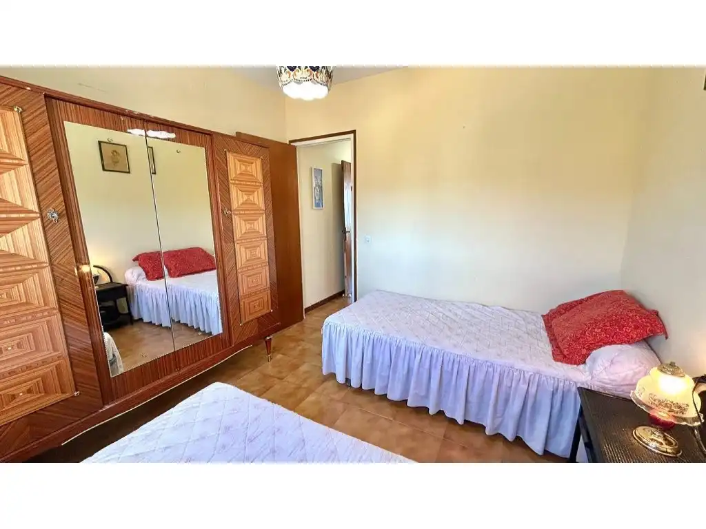 Schlafzimmer von Einfamilien-Reihenhaus zum Verkauf in Roses