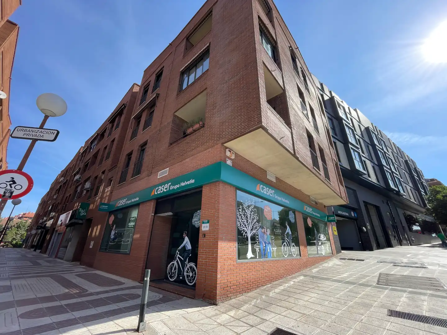 Vista exterior de Local de alquiler en Toledo con Aire acondicionado, Calefacción y Alarma