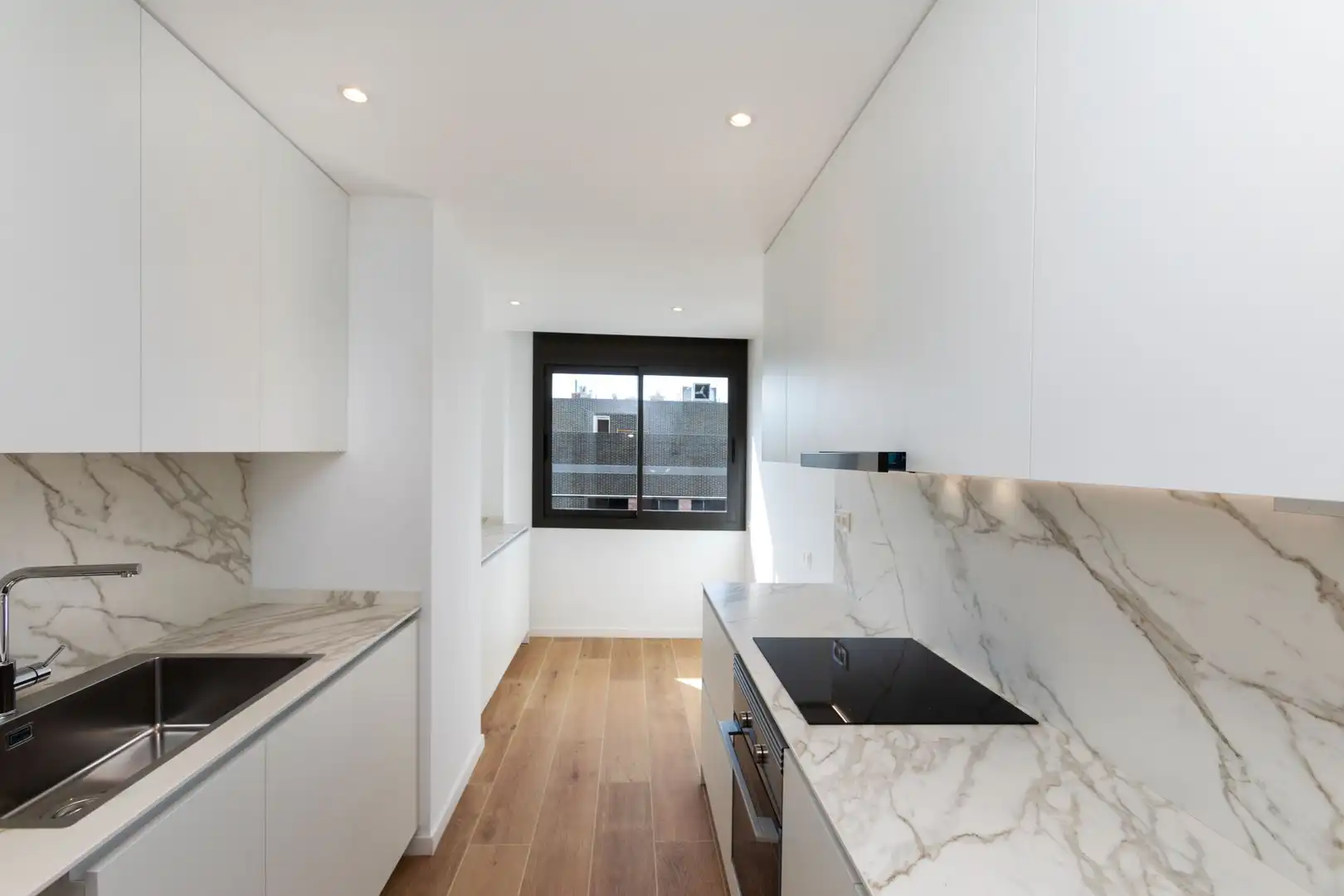 Flat with pool to rent in Carrer de Joan Miró, imagen 4