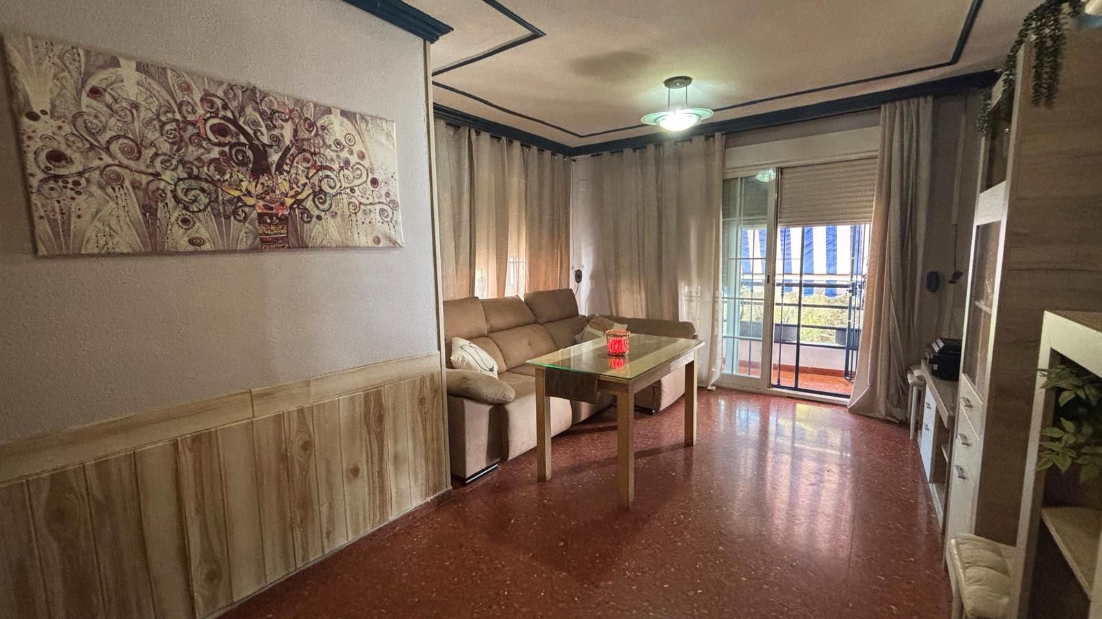 Piso en venta en Poniente-Norte - Miralbaida - Parque Azahara