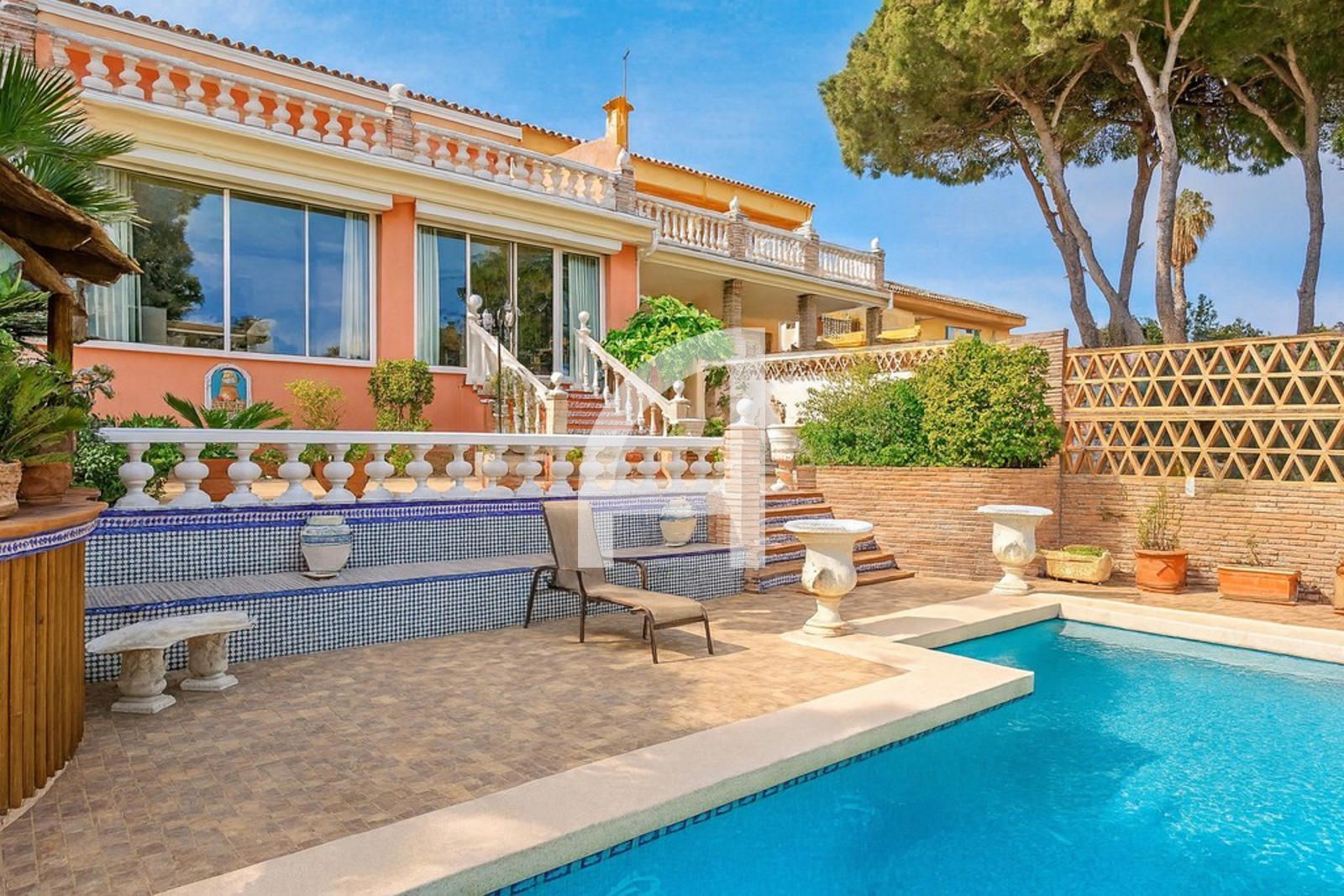 Jardí de Casa o xalet en venda en Marbella amb Aire condicionat, Calefacció i Jardí privat