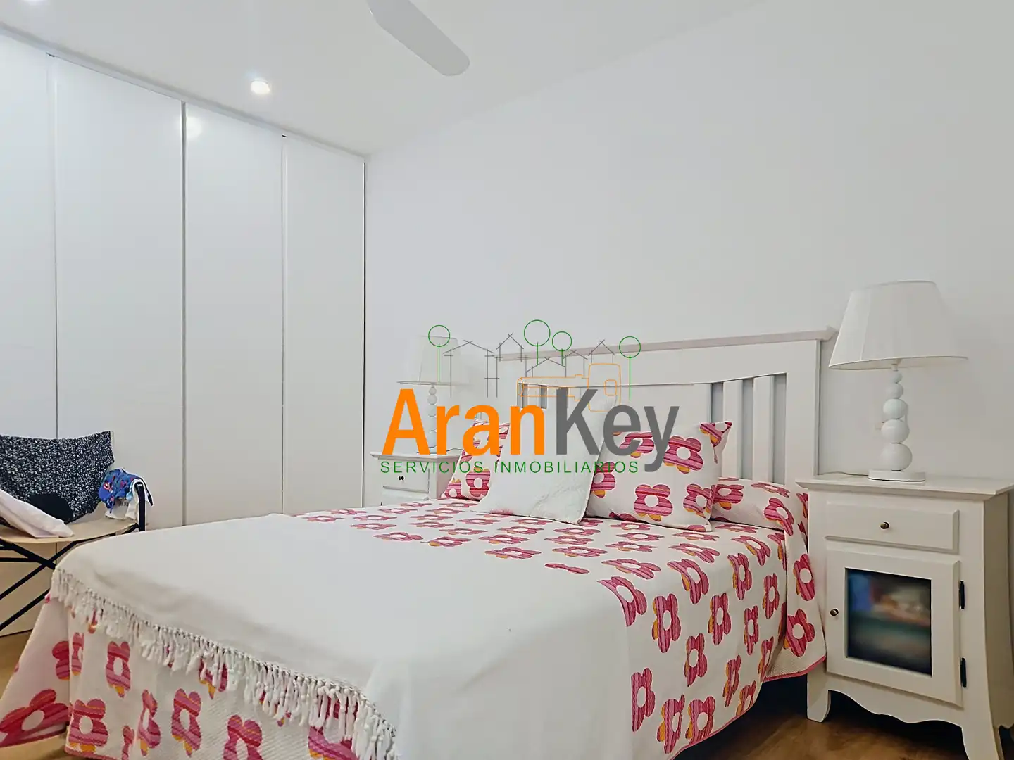 Bedroom of Houses for sale in Colmenar de Oreja  with Air Conditioner, Heating and Private garden