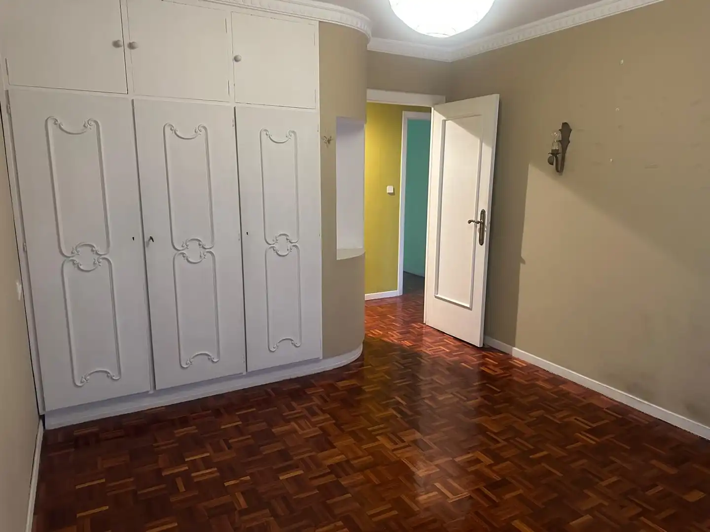 Wohnung zum Verkauf in Oviedo  mit Heizung, Parkett und Terrasse