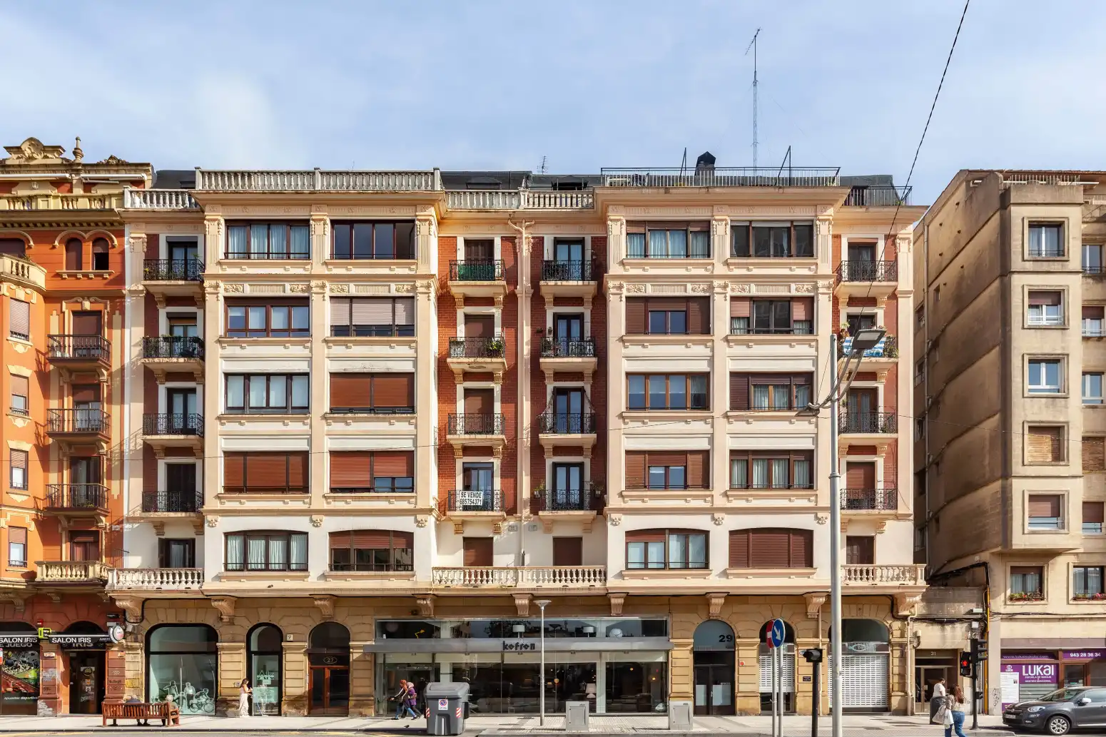 Vista exterior de Pis en venda en Donostia - San Sebastián  amb Calefacció i Parquet
