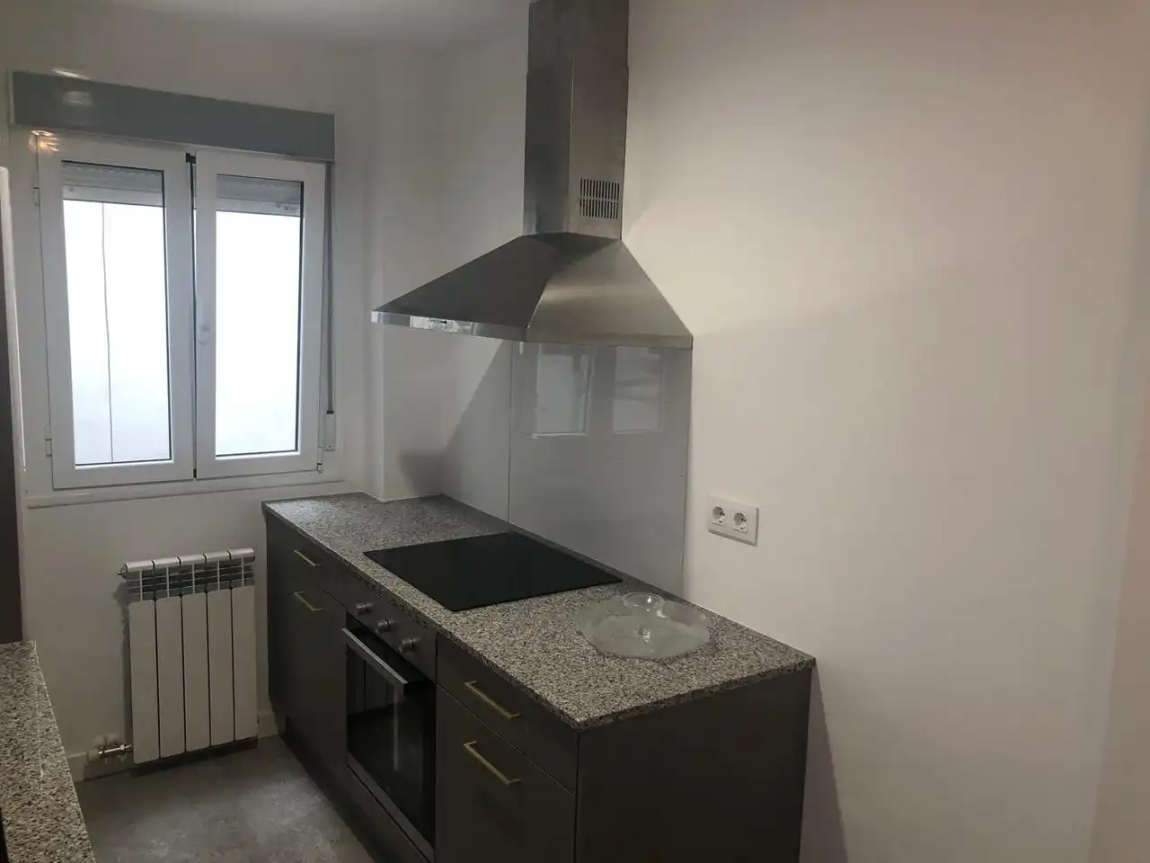 Kitchen of Flat for rent in Zaragoza  with Heating, Parquet flooring and Furnished