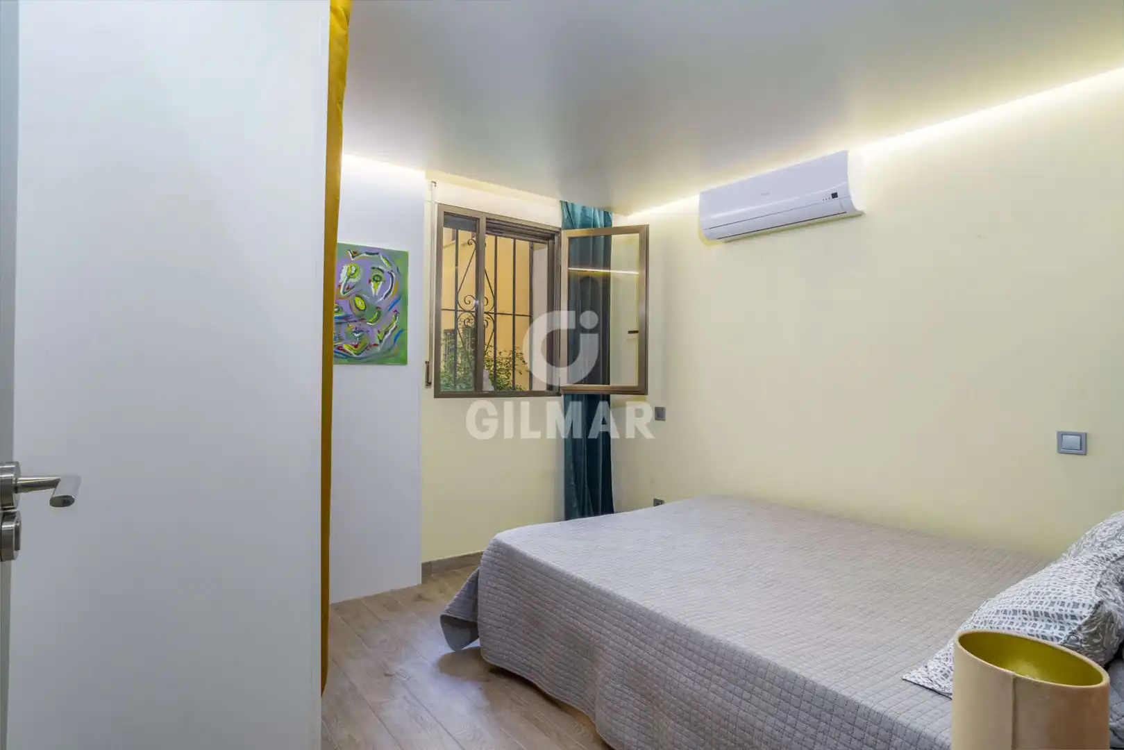 Habitación de Planta baja en venta en Estepona con Calefacción, Jardín privado y Piscina