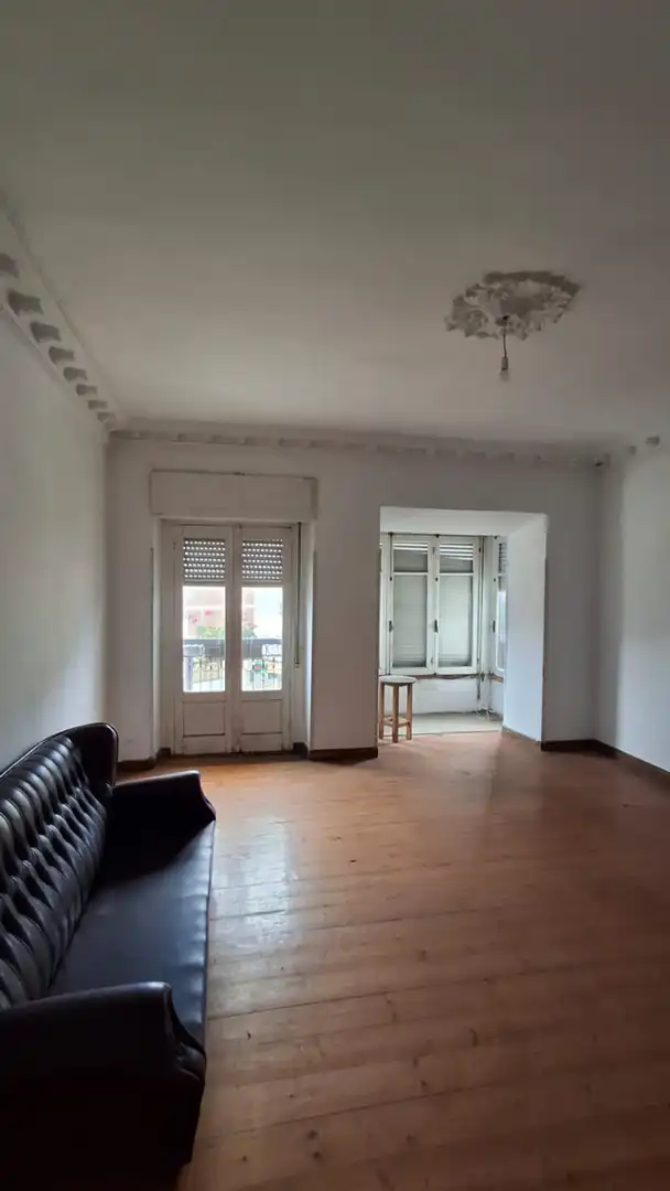 Sala de estar de Edificio en venta en Llanes