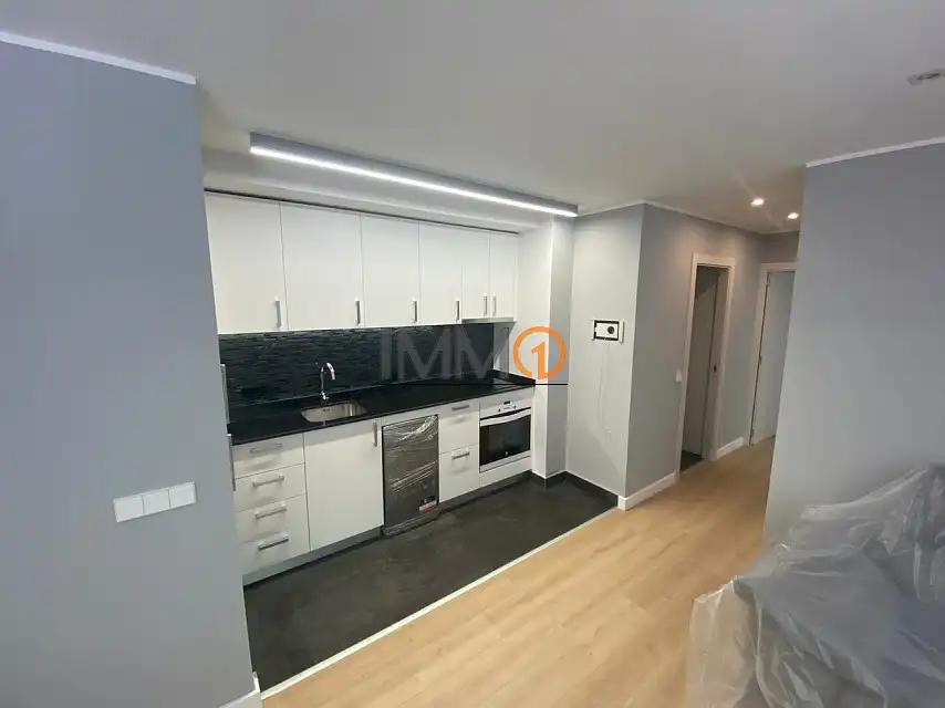 2-bedroom flat seasonal rent in Encamp · 6 of 17