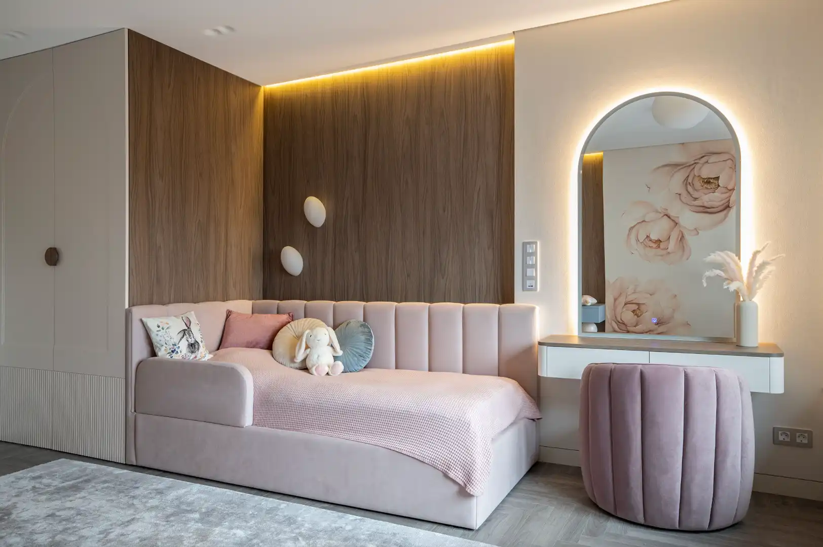 Bedroom of Flat for sale in Madrid  with Air Conditioner, Heating and Furnished