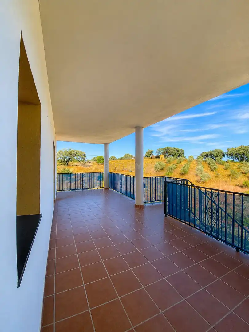Terrace of Houses for sale in Herrera de Alcántara  with Air Conditioner, Swimming Pool and Balcony