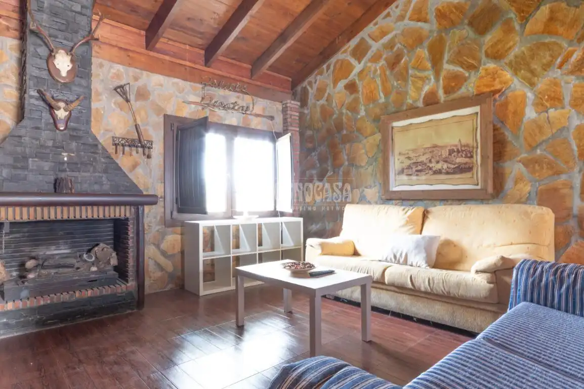 Sala d'estar de Casa o xalet en venda en Alhaurín de la Torre amb Aire condicionat i Piscina