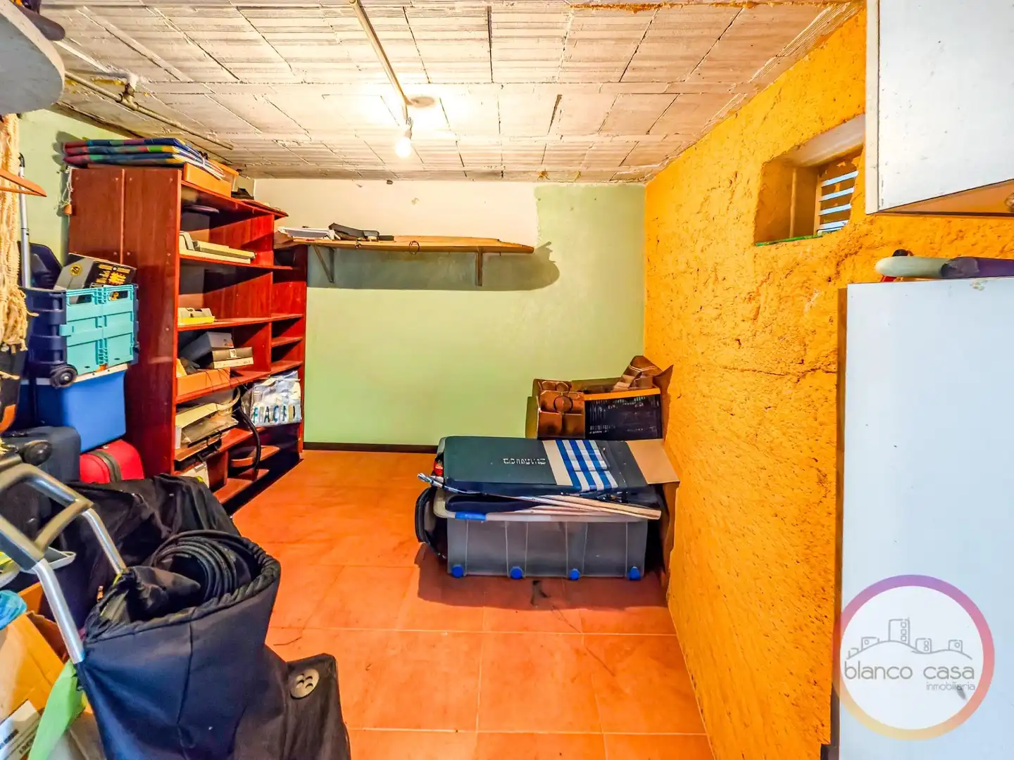 Piso en venta en A Coruña Capital  con Calefacción y Trastero