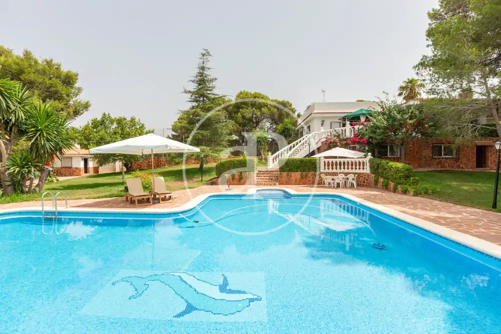House with terrace for sale in Calicanto - Cumbres de Calicanto - Santo Domingo