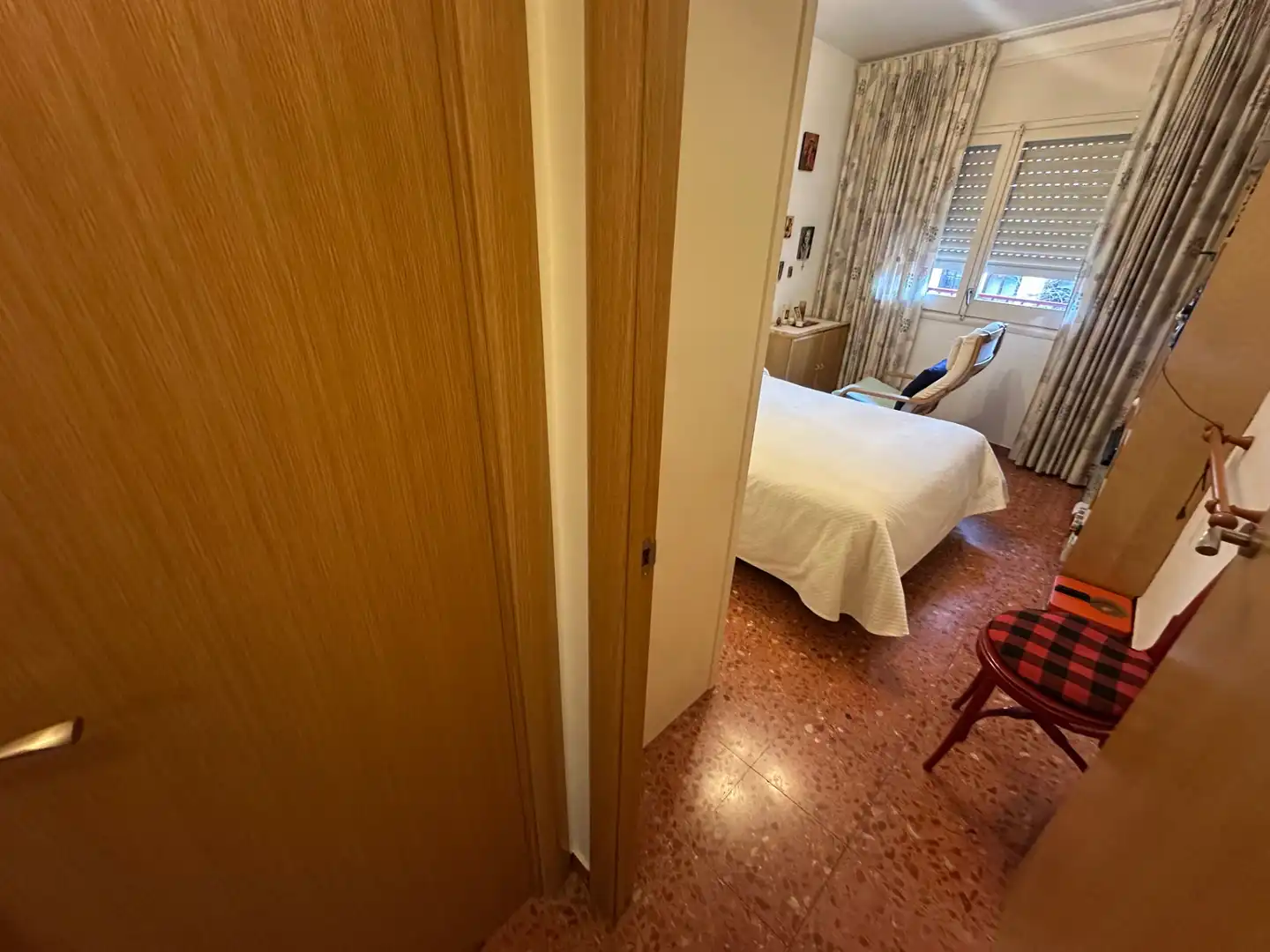 Habitación de Piso en venta en Santa Coloma de Gramenet con Calefacción, Amueblado y Horno