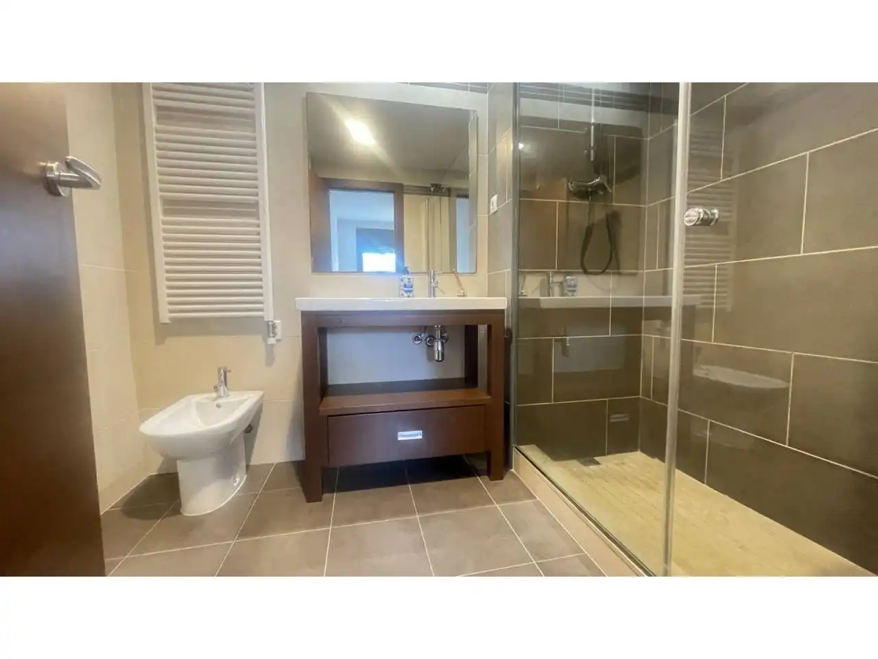 Bany de Apartament en venda en Terrassa amb Calefacció