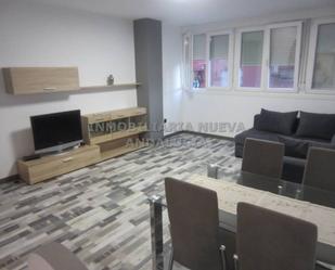 Sala d'estar de Pis de lloguer en  Almería Capital amb Aire condicionat i Moblat