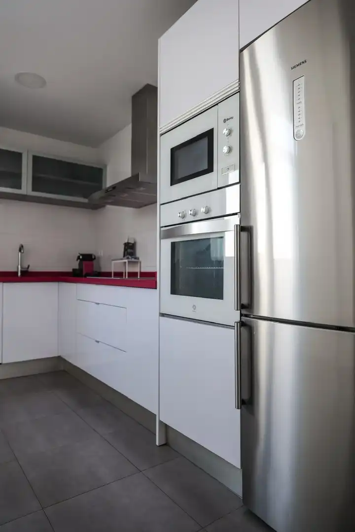Apartamento con piscina en alquiler en El Pinillo, imagen 4