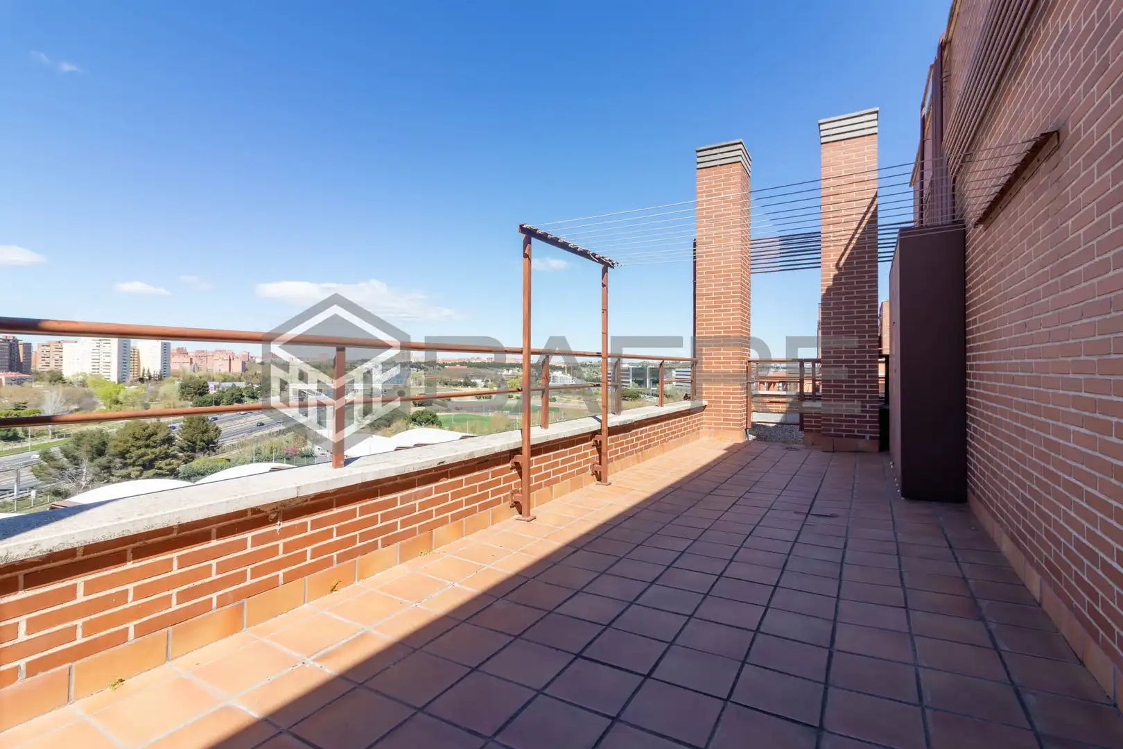 Pis en venda a Calle de la Maquinilla, Palomeras Sureste