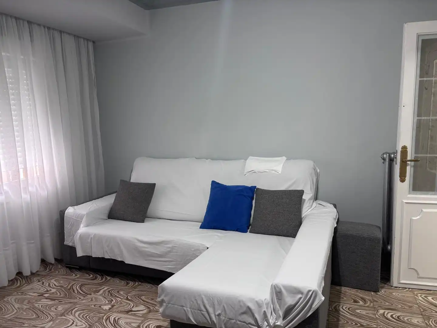 Sala de estar de Piso en venta en Calahorra con Calefacción, Terraza y Amueblado