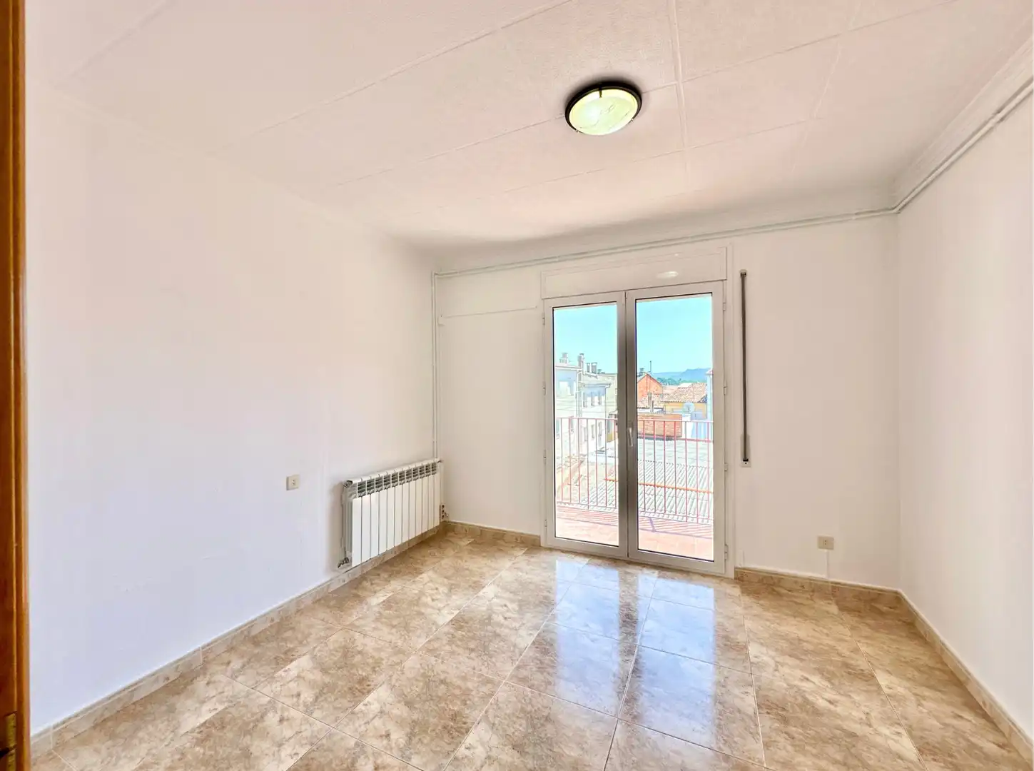 Bedroom of Flat for sale in Torelló  with Heating, Terrace and Storage room