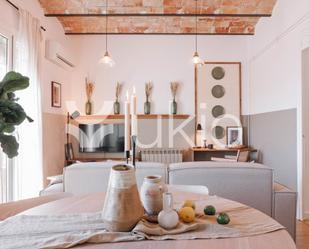 Sala d'estar de Apartament de lloguer en  Barcelona Capital amb Aire condicionat, Calefacció i Moblat