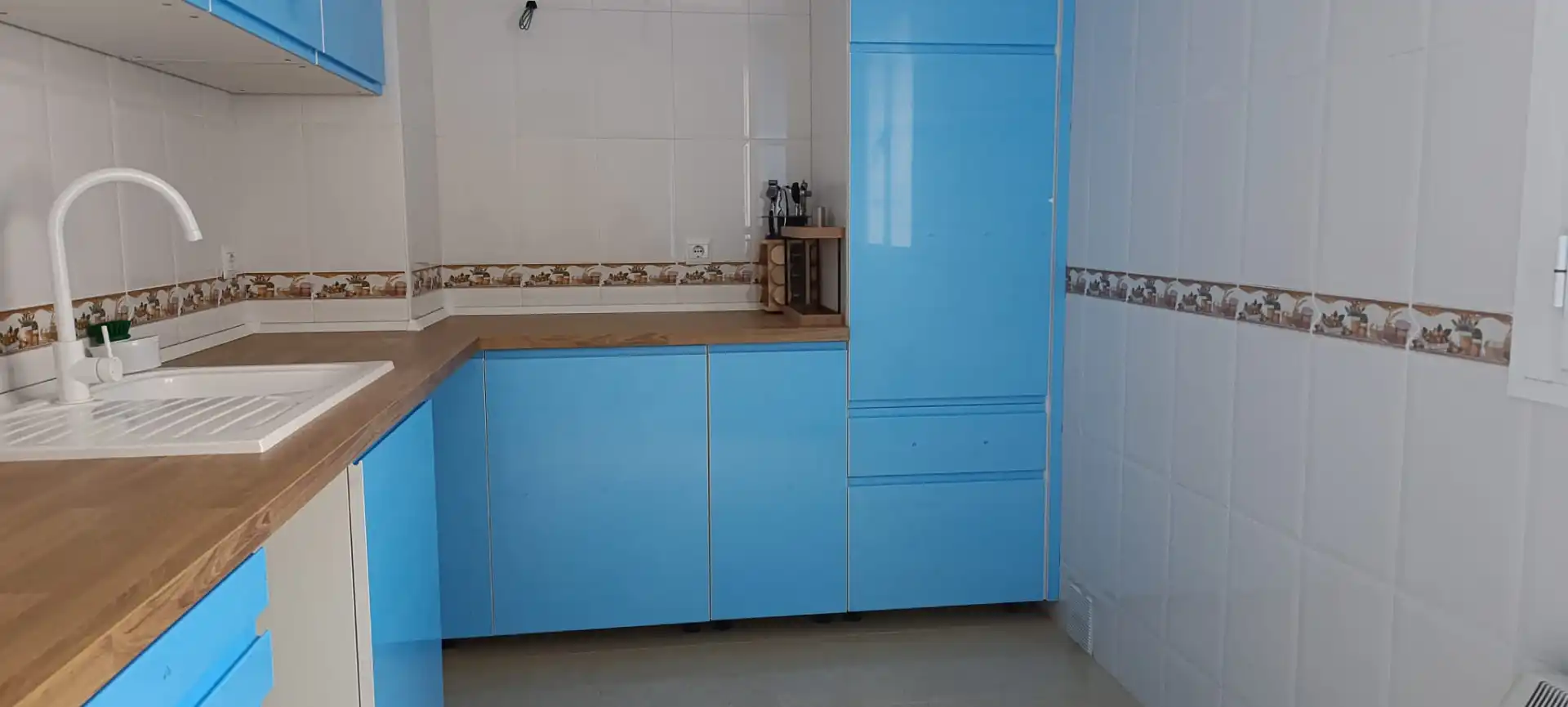 Cocina de Piso en venta en Pedro Muñoz con Calefacción, Trastero y Amueblado