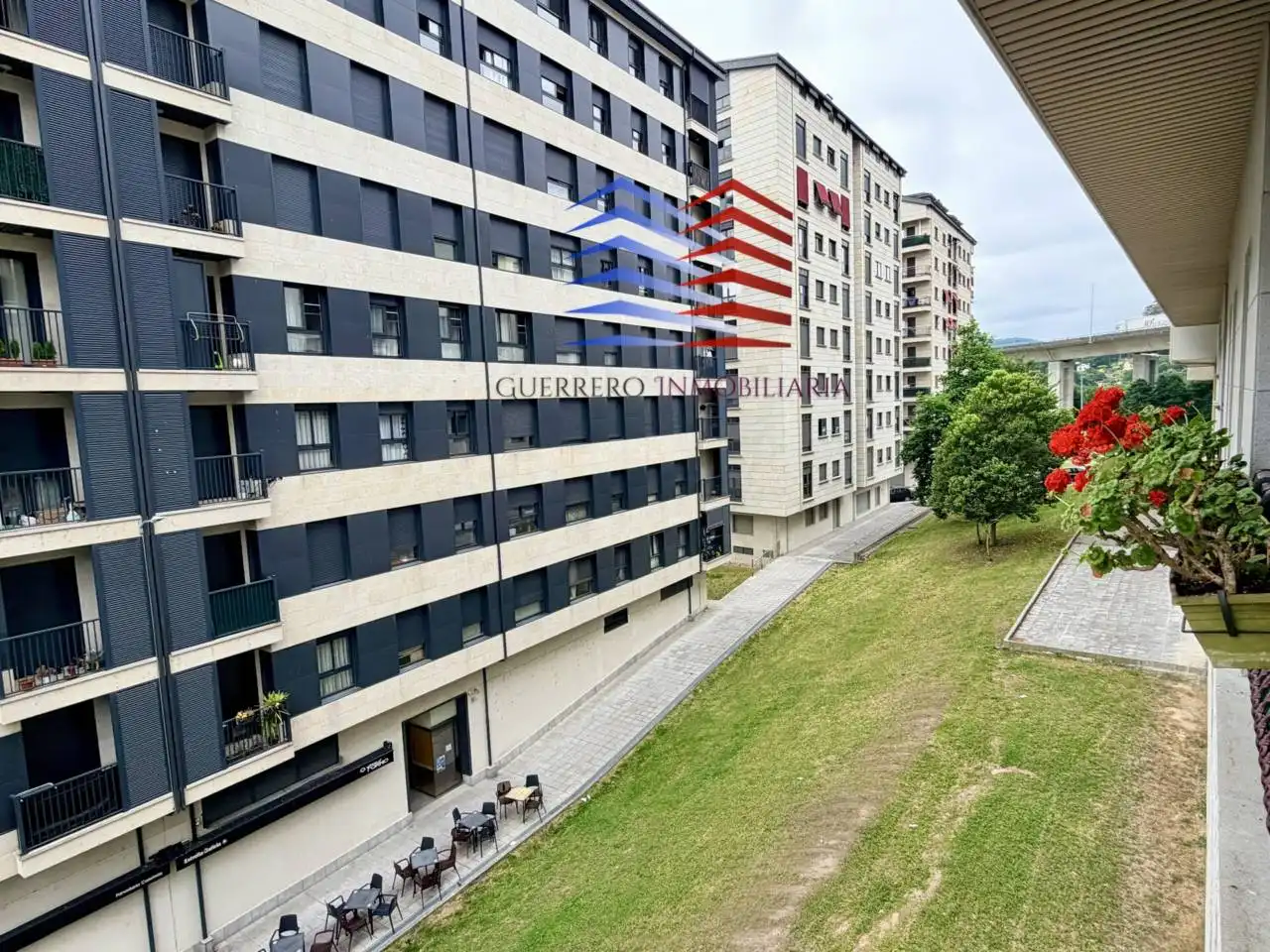 Vista exterior de Apartamento de alquiler en Barbadás con Calefacción, Trastero y Amueblado