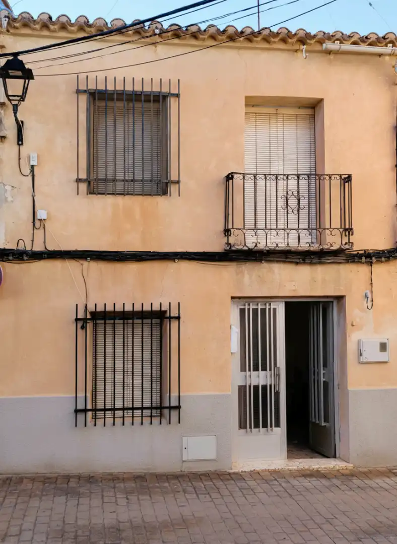 Vista exterior de Casa adosada en venda en Aledo amb Terrassa, Traster i Moblat