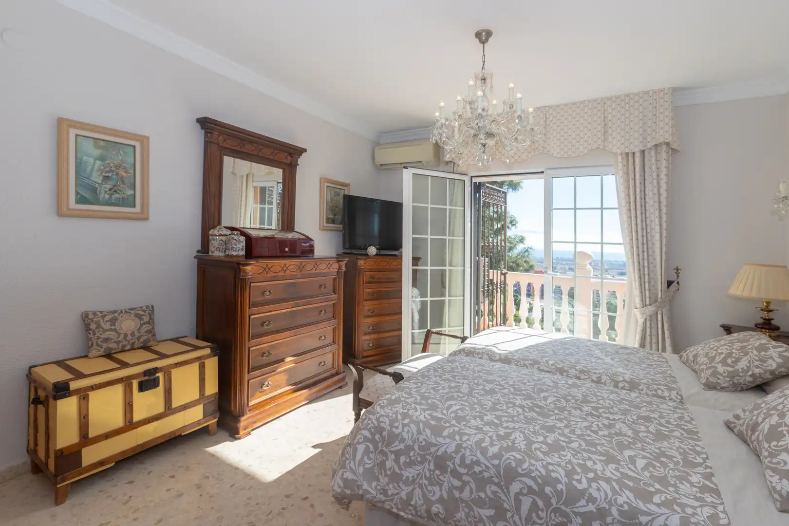 Bedroom of Houses for sale in Málaga  with Air Conditioner, Private garden and Terrace
