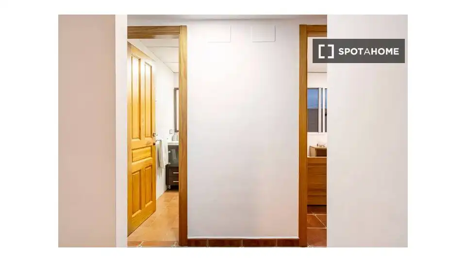 Habitació a Riba-roja de Túria
