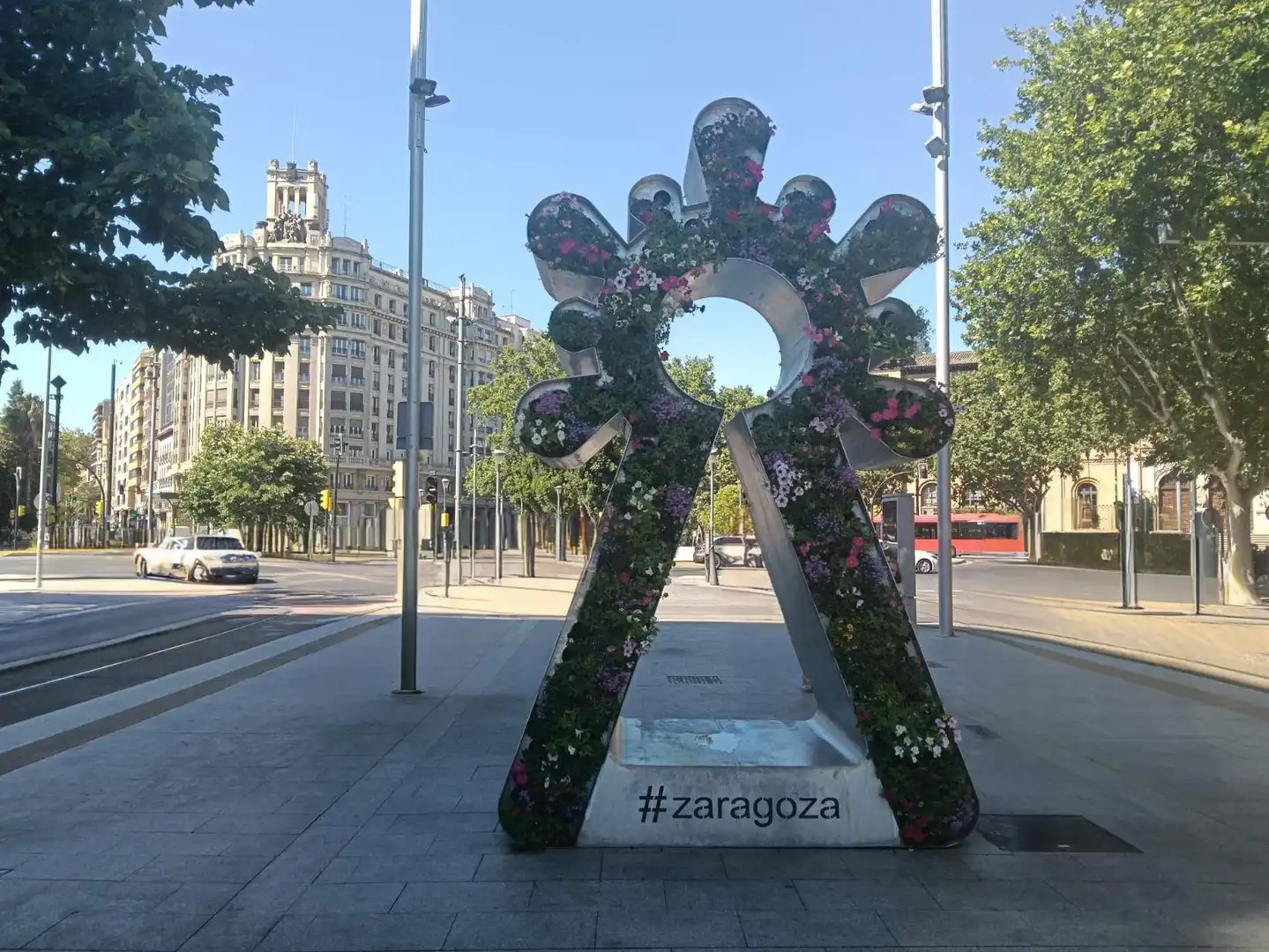 Vista exterior de Pis de lloguer en Zaragoza amb Traster