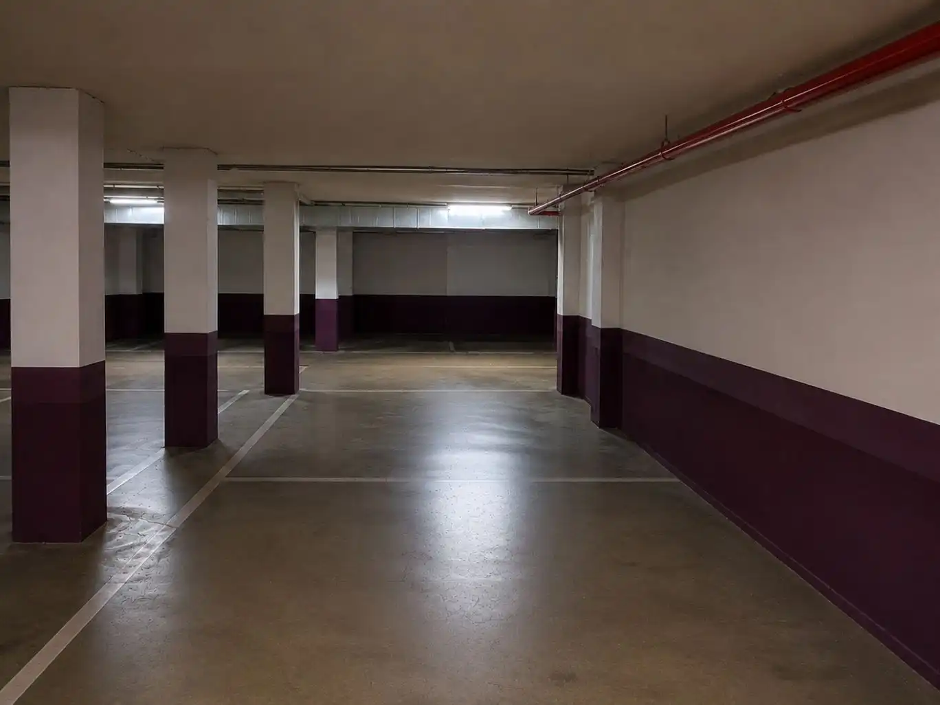 Parking of Garage for rent in Urbanizaciones